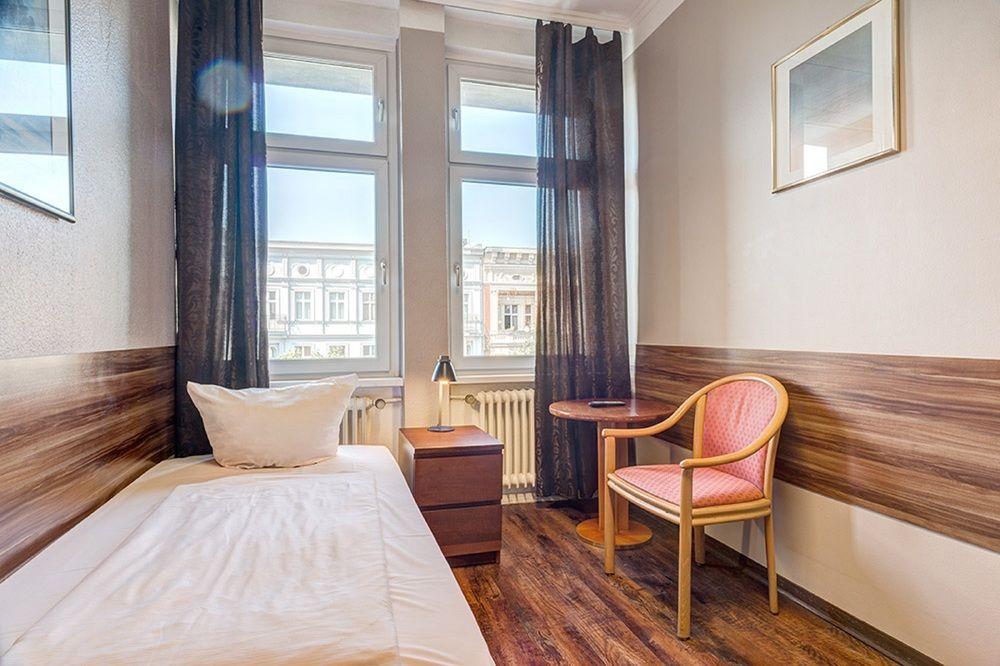 Potsdamer Inn Berlín Exterior foto